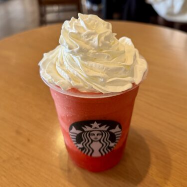 THE苺フラペチーノ【新作レビュー】